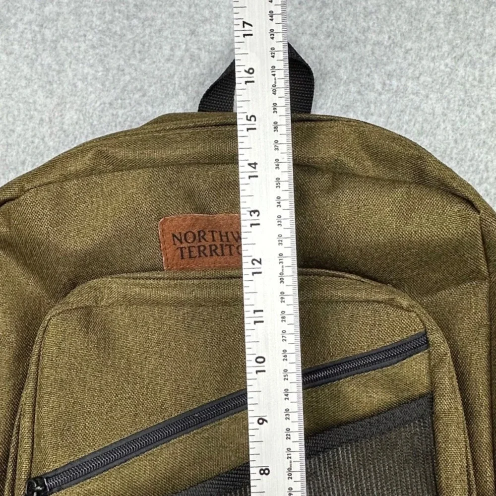 Northwest Territory vintage backpack